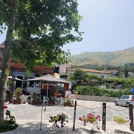 Hotel Piccolino Shkoder Exterior photo