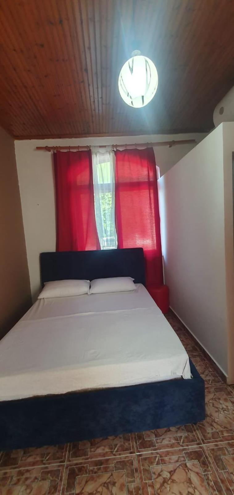 Hotel Piccolino Shkoder Exterior photo