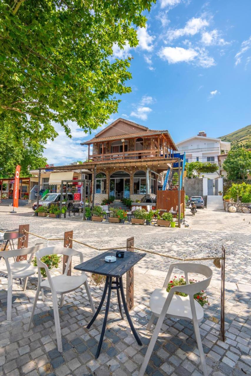 Hotel Piccolino Shkoder Exterior photo