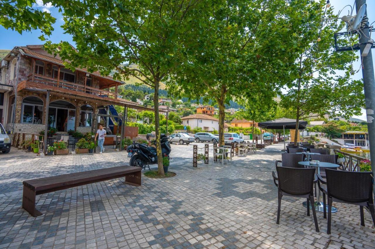 Hotel Piccolino Shkoder Exterior photo